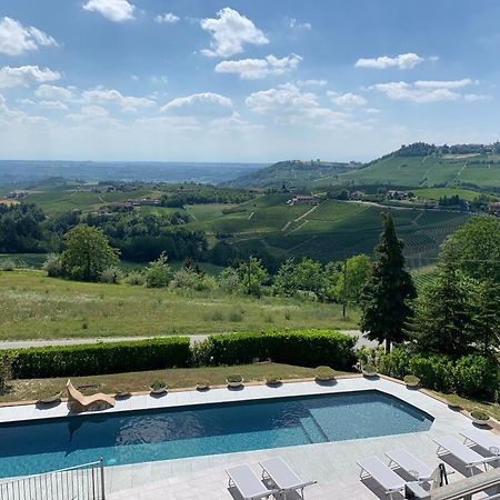 Monforte dʼAlba Reva Residences And Pool מראה חיצוני תמונה