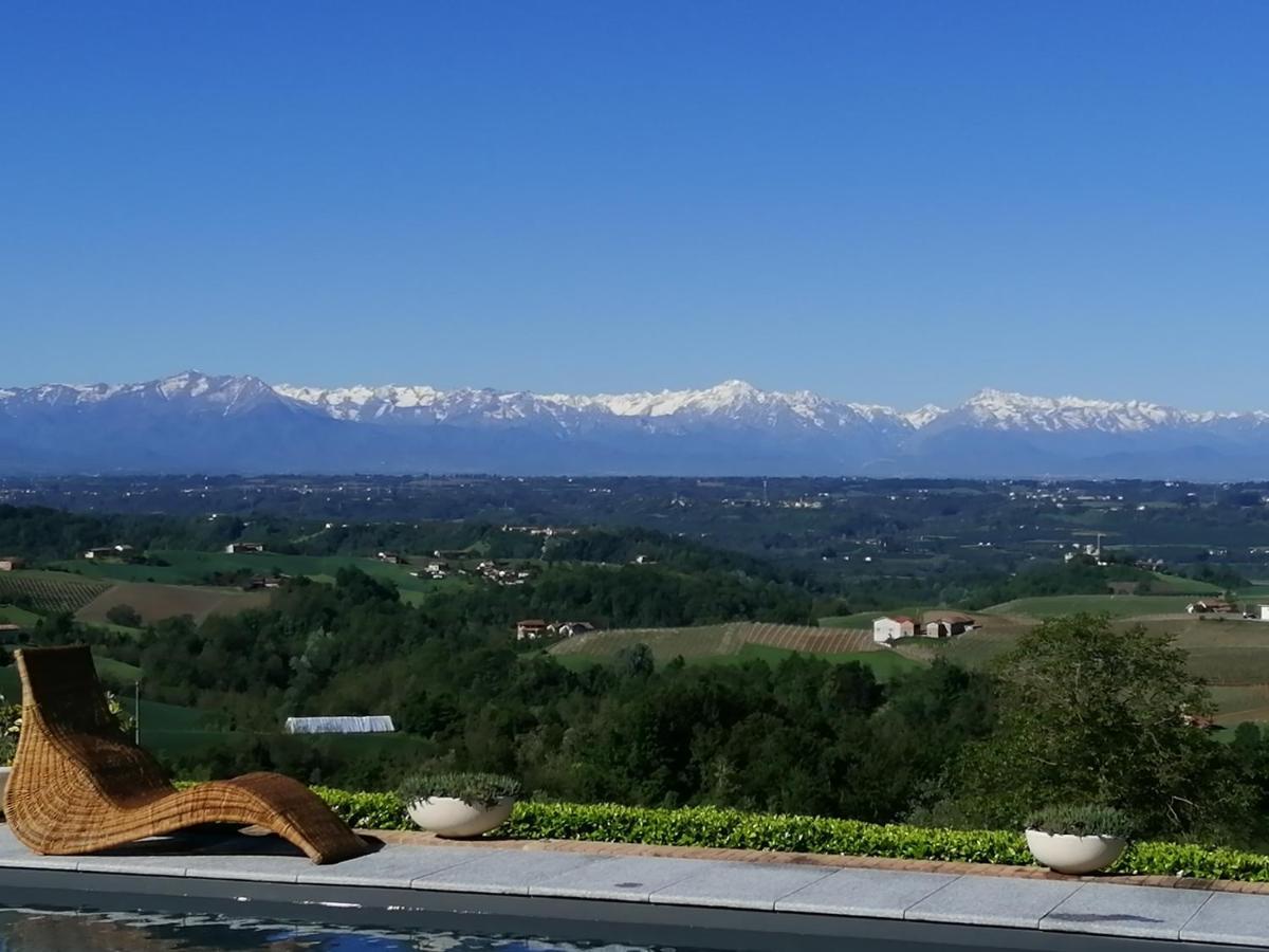 Monforte dʼAlba Reva Residences And Pool מראה חיצוני תמונה