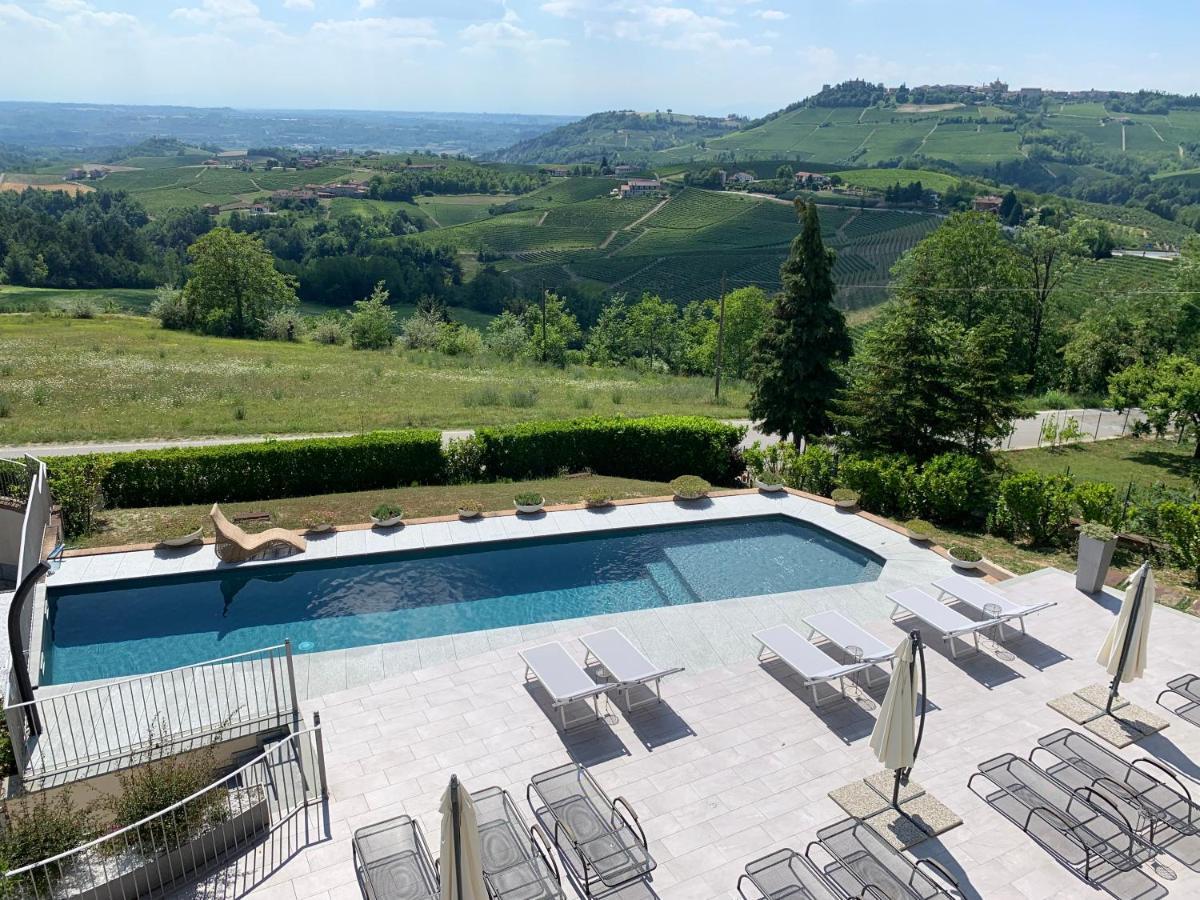 Monforte dʼAlba Reva Residences And Pool מראה חיצוני תמונה