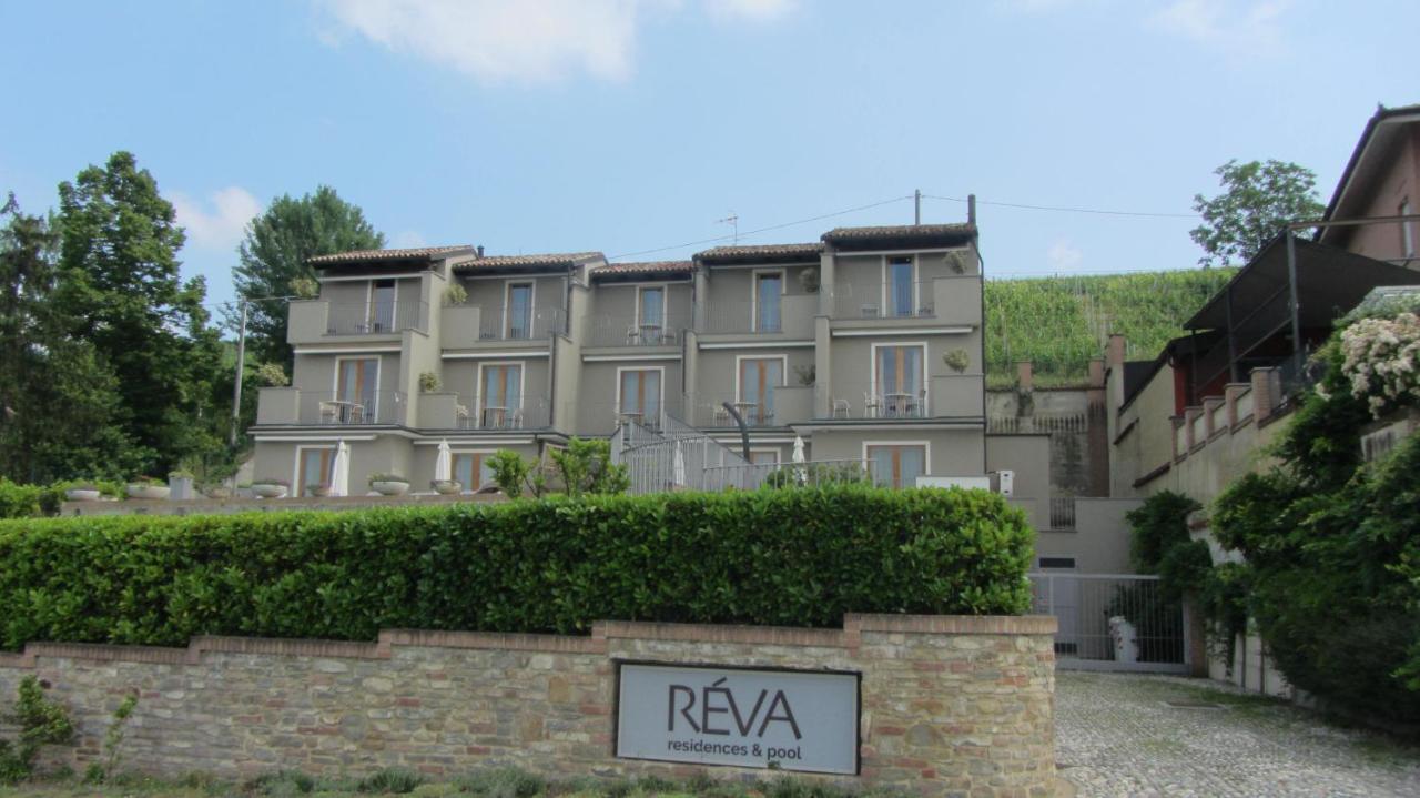 Monforte dʼAlba Reva Residences And Pool מראה חיצוני תמונה