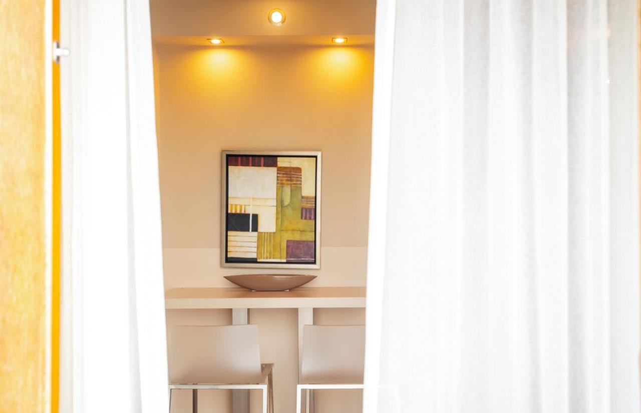 Monforte dʼAlba Reva Residences And Pool מראה חיצוני תמונה
